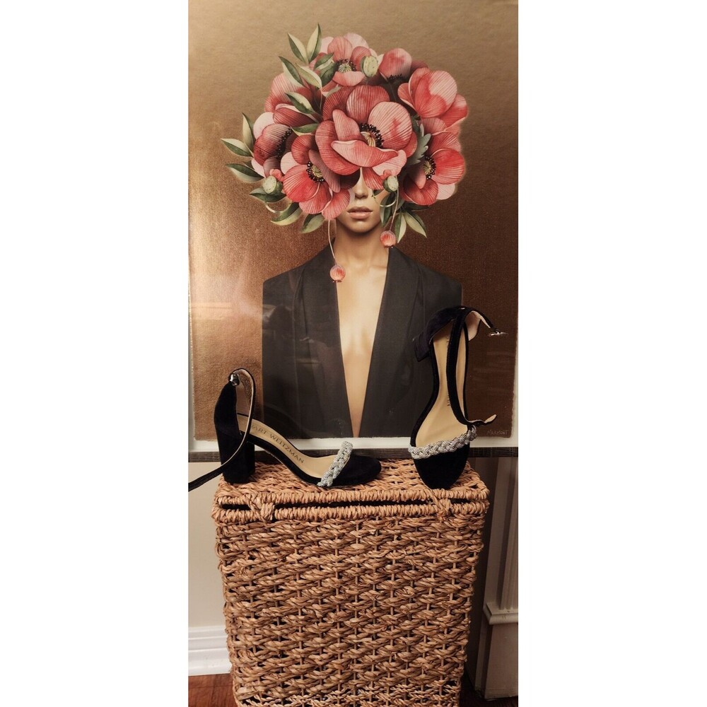 Stuart Weitzman Nearly nude High shine Black Sandal Size 4 NWOB